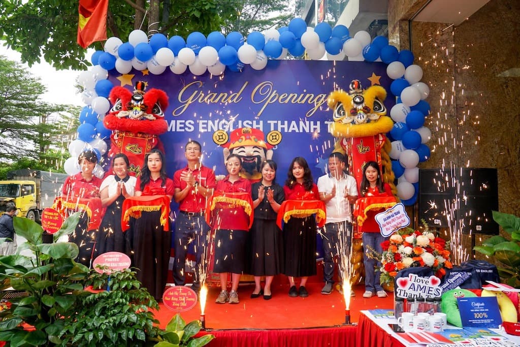Tưng bừng khai trương AMES ENGLISH Thanh Trì